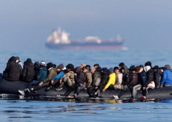 327 Λαθρομετανάστες σε 24 ώρες έφτασαν νότια της Κρήτης …Που το πάμε ;