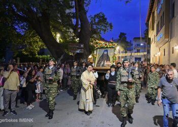 Πανηγυρικός Εσπερινός για τον Πολιούχο της Νάουσας Όσιο Θεοφάνη 7 Πανηγυρικός Εσπερινός για τον Πολιούχο της Νάουσας Όσιο Θεοφάνη