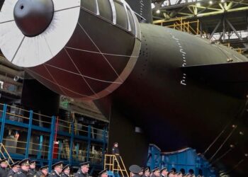 Τρόμος στη Δύση …Εμφανίστηκε το Υποβρύχιο της Αποκάλυψης 6 Τρόμος στη Δύση …Εμφανίστηκε το Υποβρύχιο της Αποκάλυψης