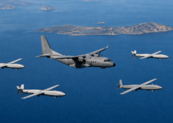 Τουρκικό CN-235 και τέσσερα UAV στο Αιγαίο – 10 παραβάσεις και 3 παραβιάσεις