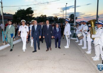 Παρουσία Αρχηγού ΓΕΝ στην Εκδήλωση Εορτασμού «ΣΑΛΑΜΙΝΙΑ 2026» 7 Παρουσία Αρχηγού ΓΕΝ στην Εκδήλωση Εορτασμού «ΣΑΛΑΜΙΝΙΑ 2026»
