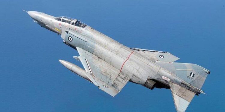 Phantom στην Τανάγρα: Τα κρίσιμα δευτερόλεπτα πριν από τη συντριβή – Τα σενάρια που εξετάζονται