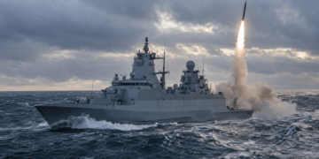 Γερμανική φρεγάτα εκτόξευσε βαλλιστικό LORA – Το ενδιαφέρον για την Ελλάδα