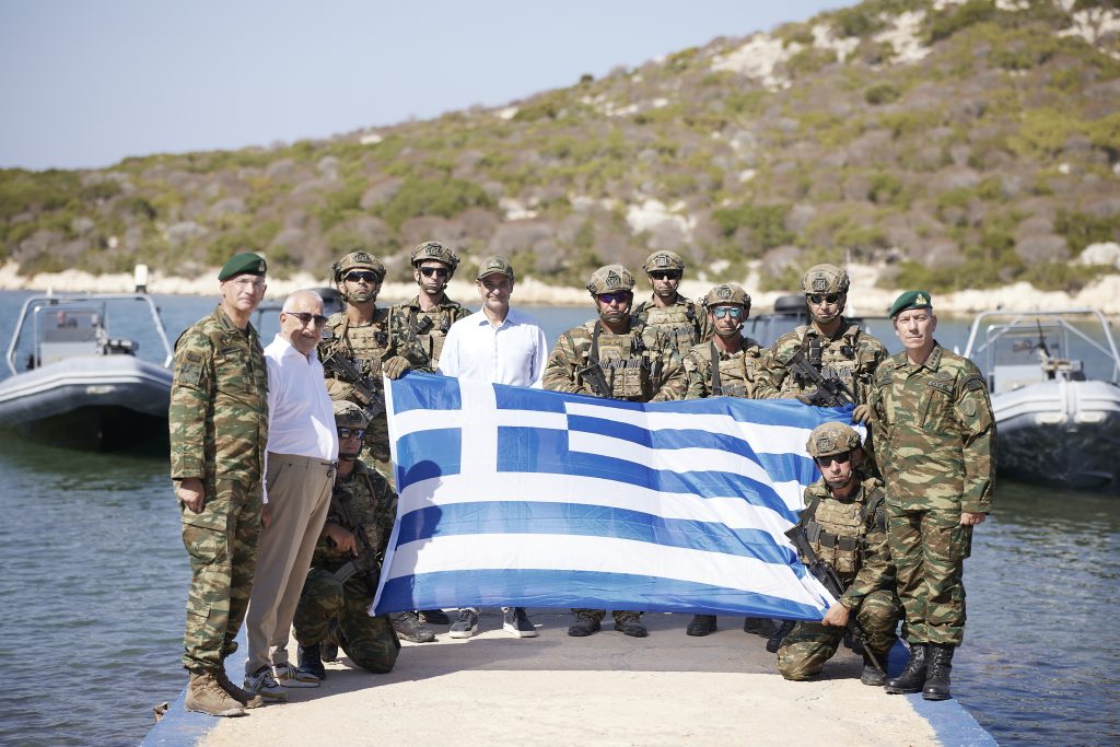 Σε Ρω και Στρογγύλη ο Μητσοτάκης: Επίσκεψη στα ακριτικά φυλάκια (video) 2 7083071 1024x683 1