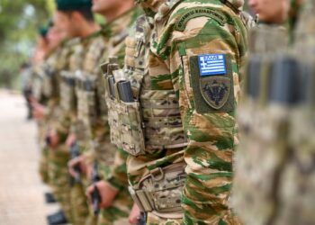Στράτευμα: Αυξάνονται οι αποδοχές των μελλοντικών συντάξεων για 160.000 στελέχη 7 Στράτευμα: Αυξάνονται οι αποδοχές των μελλοντικών συντάξεων για 160.000 στελέχη