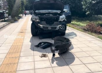 Οι αστυνομικοί εντόπισαν το ένα από τα δύο οχήματα των δραστών καθώς και ένα καλάσνικοφ (vid) 8 Οι αστυνομικοί εντόπισαν το ένα από τα δύο οχήματα των δραστών καθώς και ένα καλάσνικοφ (vid)