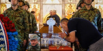 Σερβία :Σε λαϊκό προσκύνημα η σορός του Ράτκο Μλάντιτς