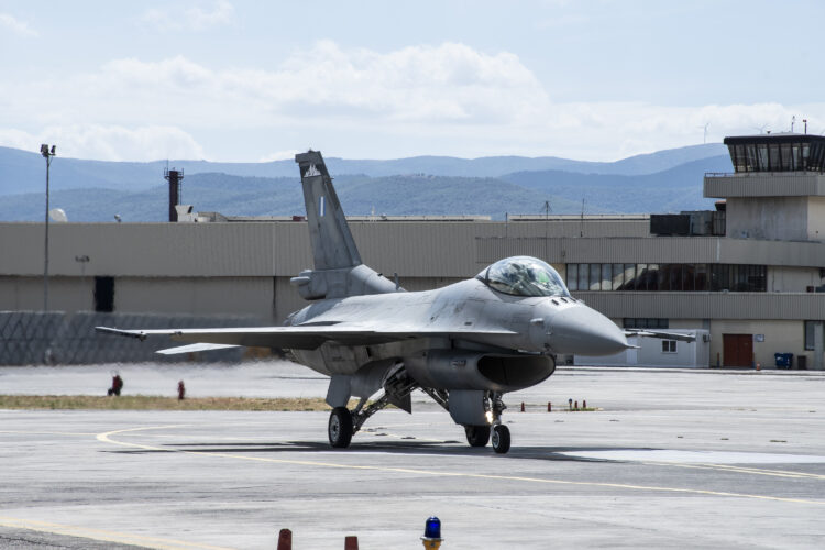 Παρέλαβε το 60ό F-16 Viper η Πολεμική Αεροπορία – Προχωρά η αναβάθμιση του στόλου