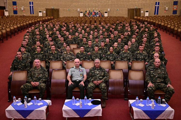 Επίσκεψη Αρχηγού ΓΕΣ στη ΣΣΕ
