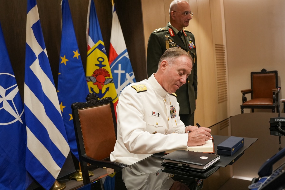 Episimi Episkepsi tou COM JFCNP tou NATO stin Ellada 20260924 015