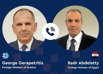 Γεραπετρίτης: Συνομιλία με Αμπντελάτι για διμερή συνεργασία και περιφερειακή σταθερότητα