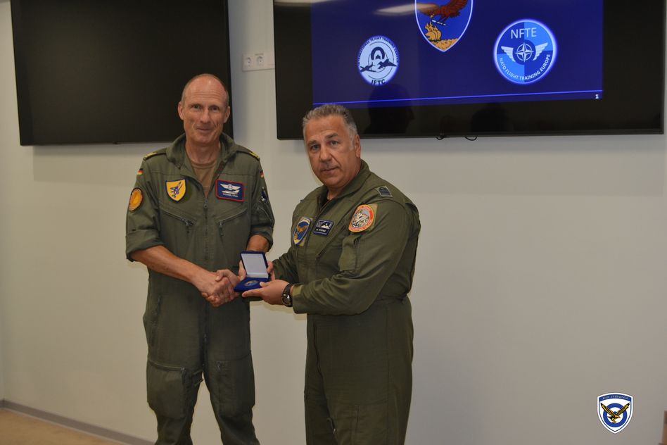 ο Deputy Chief of Staff της Γερμανικής Πολεμικής Αεροπορίας (GAF)…στην 120ΠΕΑ) 3 IMG 0307