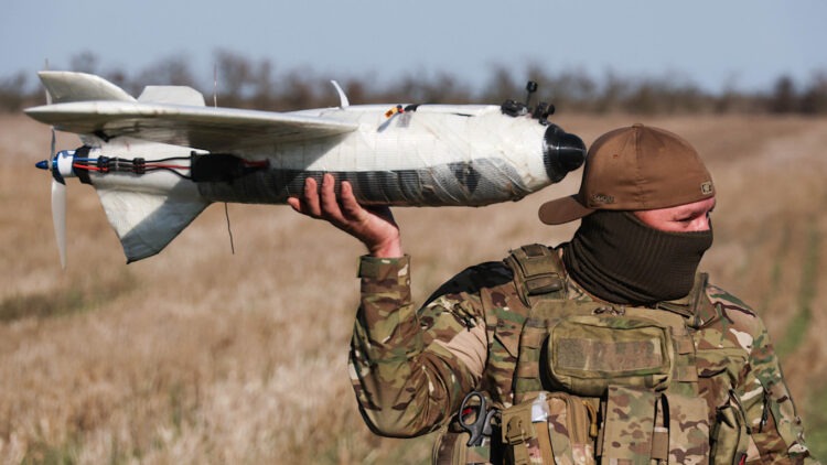 Βερολίνο: Ρωσικός δάκτυλος στην επίθεση με drone στη Λειψία – Κλείνει το προξενείο στη Βόννη 1 Βερολίνο: Ρωσικός δάκτυλος στην επίθεση με drone στη Λειψία – Κλείνει το προξενείο στη Βόννη