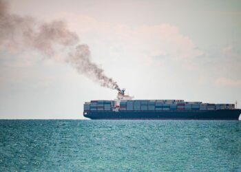 Μαύρη Θάλασσα: Drone έπληξαν ρωσικό φορτηγό πλοίο στο Νοβοροσίσκ – Τρεις τραυματίες