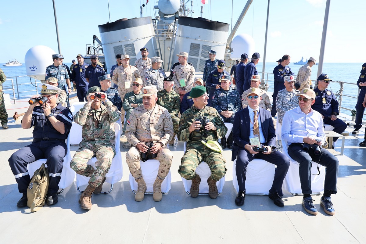 MEDUSA 15/2026: Εντυπωσιακό φινάλε στην Κρήτη με ειδικές επιχειρήσεις, UAV και «ΚΕΝΤΑΥΡΟ» 6 oloklirosi tis polyethnikis diakladikis askisis medusa 15202 17