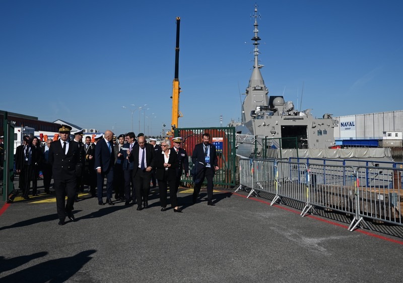 Νέα εποχή για το Πολεμικό Ναυτικό: Υψώθηκε η ελληνική σημαία στη φρεγάτα «Νέαρχος» 4 009 307 image00045