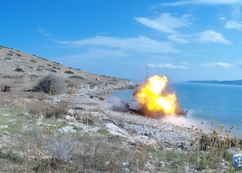 Πολεμικό Ναυτικό: UAV, USV και UUV στην άσκηση «UVEX 2/26» – Δοκιμές σε σμήνη και Drones αυτοκτονίας 9 Πολεμικό Ναυτικό: UAV, USV και UUV στην άσκηση «UVEX 2/26» – Δοκιμές σε σμήνη και Drones αυτοκτονίας