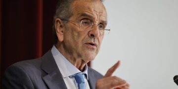 Σαμαράς για το φιάσκο των Πρεσπών» «Εμείς παρακολουθούμε βουβοί».(vid)
