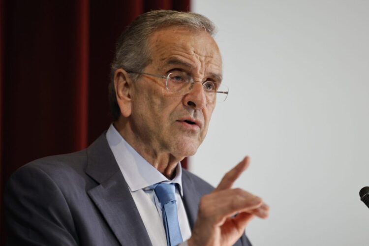 Σαμαράς :από το φιάσκο των Πρεσπών» «Εμείς παρακολουθούμε βουβοί».(vid) 1 Σαμαράς :από το φιάσκο των Πρεσπών» «Εμείς παρακολουθούμε βουβοί».(vid)