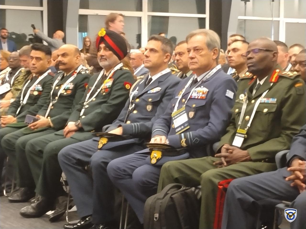 Αρχηγός ΓΕΑ από την Πράγα: Τα διδάγματα της Ουκρανίας και το μέλλον της αεροπορικής ισχύος 2 2 5