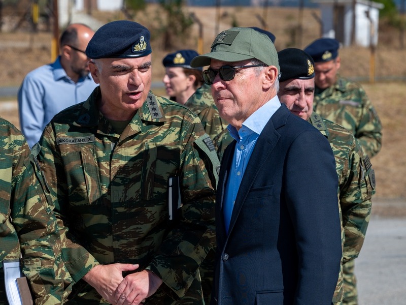 Θανάσης Δαβάκης: Στον νέο Στίβο Εκπαίδευσης Drone και στις μονάδες της Κομοτηνής 3 4 1