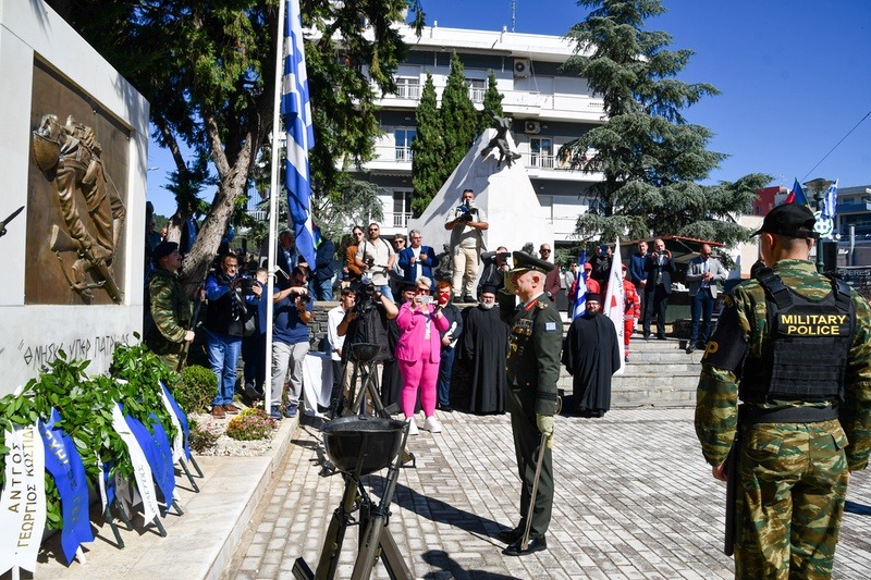 Ελευθέρια Ξάνθης: Στρατιωτική παρέλαση παρουσία Δαβάκη και Αρχηγού ΓΕΣ 2 4