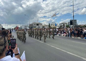 F-16 Viper στην παρέλαση της Κύπρου – Η Λευκωσία τίμησε τα 66 χρόνια ανεξαρτησίας (vid)