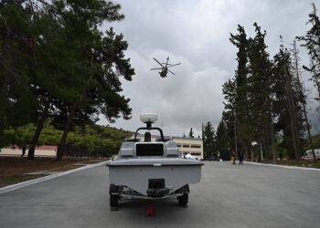 Δένδιας: Σε μεγάλους αριθμούς ο «Πυρπολητής» – Στόχος το πρώτο Πολεμικό Ναυτικό στην Ευρώπη στα αυτόνομα συστήματα