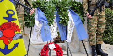 Μνήμη και τιμή στους πεσόντες Ιερολοχίτες – Το ετήσιο μνημόσυνο στο Πεδίον του Άρεως