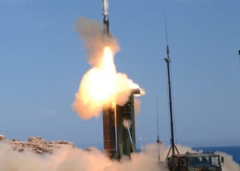 Ετοιμοπόλεμη με 32 αντιαεροπορικούς πυραύλους Aster 30, καθώς ...Καταπλέει η Φρεγάτα «Νέαρχος» 8 Ετοιμοπόλεμη με 32 αντιαεροπορικούς πυραύλους Aster 30, καθώς …Καταπλέει η Φρεγάτα «Νέαρχος»