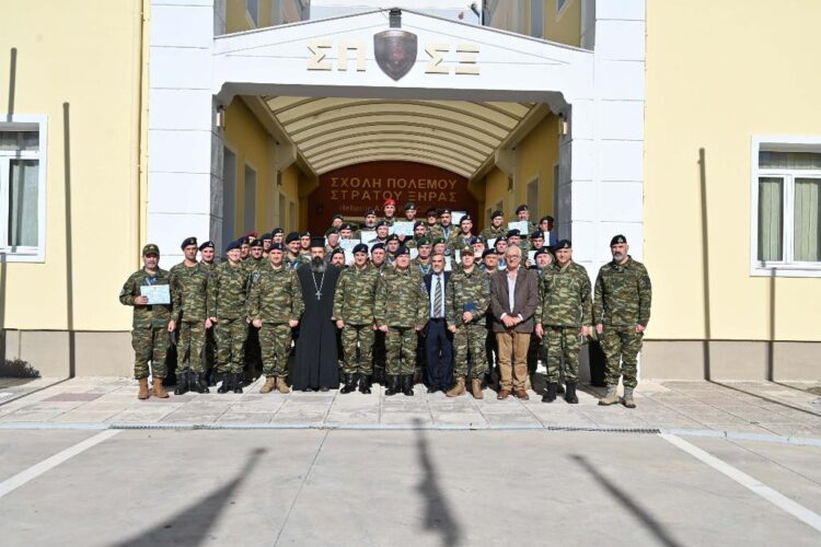 Στρατός Ξηράς: 28 Έφεδροι Αξιωματικοί εκπαιδεύτηκαν στη σχεδίαση χερσαίων επιχειρήσεων 1 Στρατός Ξηράς: 28 Έφεδροι Αξιωματικοί εκπαιδεύτηκαν στη σχεδίαση χερσαίων επιχειρήσεων