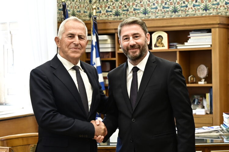 Νίκος Ανδρουλάκης: «Ναύαρχε, καλώς όρισες» 1 Νίκος Ανδρουλάκης: «Ναύαρχε, καλώς όρισες»
