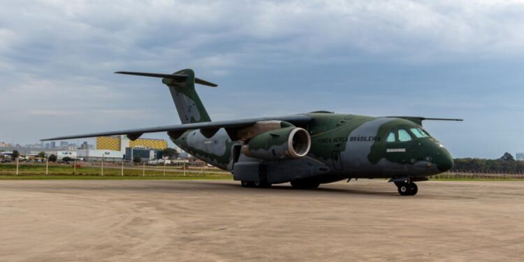 C-390: Η Πορτογαλία ανοίγει τον δρόμο για τη συμφωνία – Τρία αεροσκάφη για την Πολεμική Αεροπορία