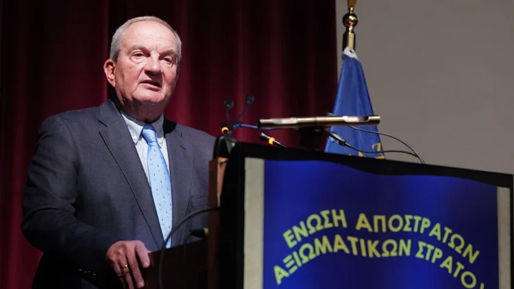 Καραμανλής: «Όχι» στην ενημέρωση της Τουρκίας  στο ΑΙγαίο …Από το πολεμικό Μουσείο (video)