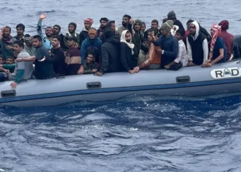 "Πνίγεται" στους Λαθρομετανάστες η Κρήτη... 21 “Πνίγεται” στους Λαθρομετανάστες η Κρήτη…