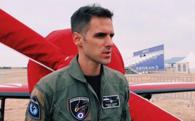 Ο Επισμηναγός (Ι) Χρήστος – Πάρις Χαρίτος...Θα πετάξει το «ΖΕΥΣ» στις 28 Οκτωβρίου 2026. 1 Ο Επισμηναγός (Ι) Χρήστος – Πάρις Χαρίτος…Θα πετάξει το «ΖΕΥΣ» στις 28 Οκτωβρίου 2026.