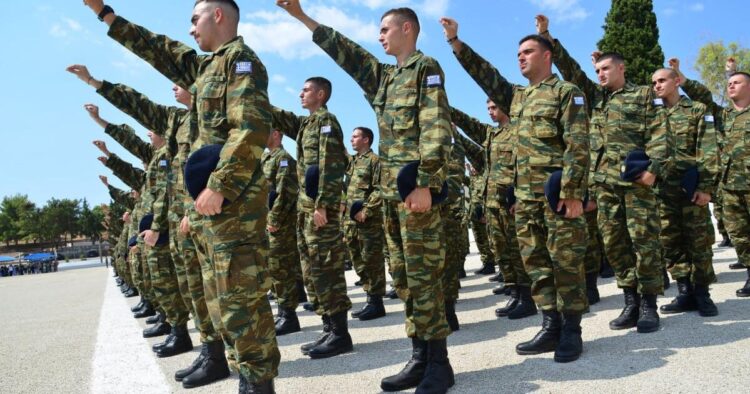 Mπλόκαραν τα Κέντρα Κατάταξης τω  Ένοπλων Δυνάμεων…Πάνε για μετάθεση το 2027 οι Στρατεύσιμοι